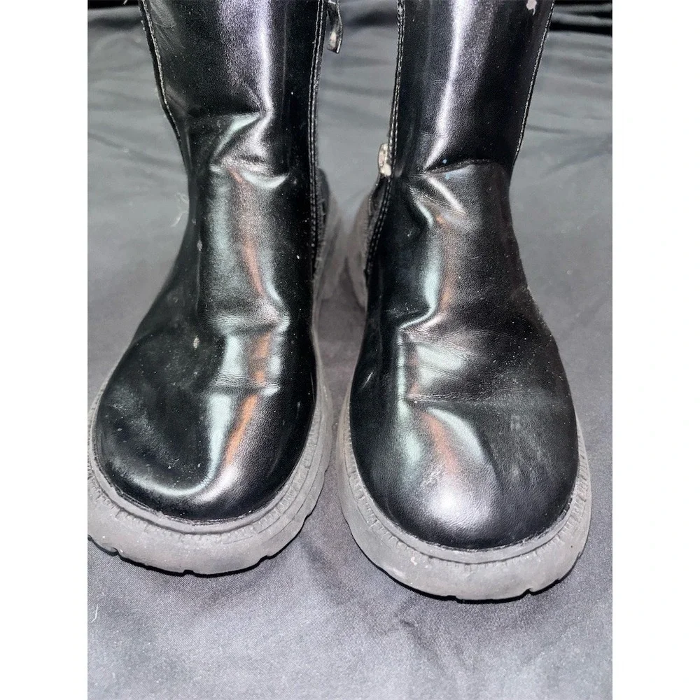 Unbranded kids size 10 Ankle Boots Black Platform Lug Sole Side Zip Pull Tabs